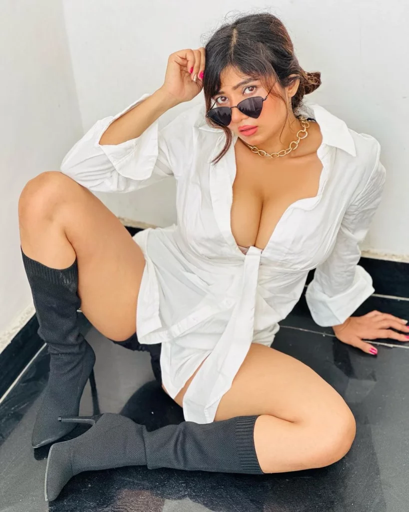 Instagram Star Neha Singh Nude (nehasingh9902) Wiki, Boyfr..